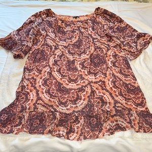 Woman’s Zac & Rachel Short Sleeve Tunic Top